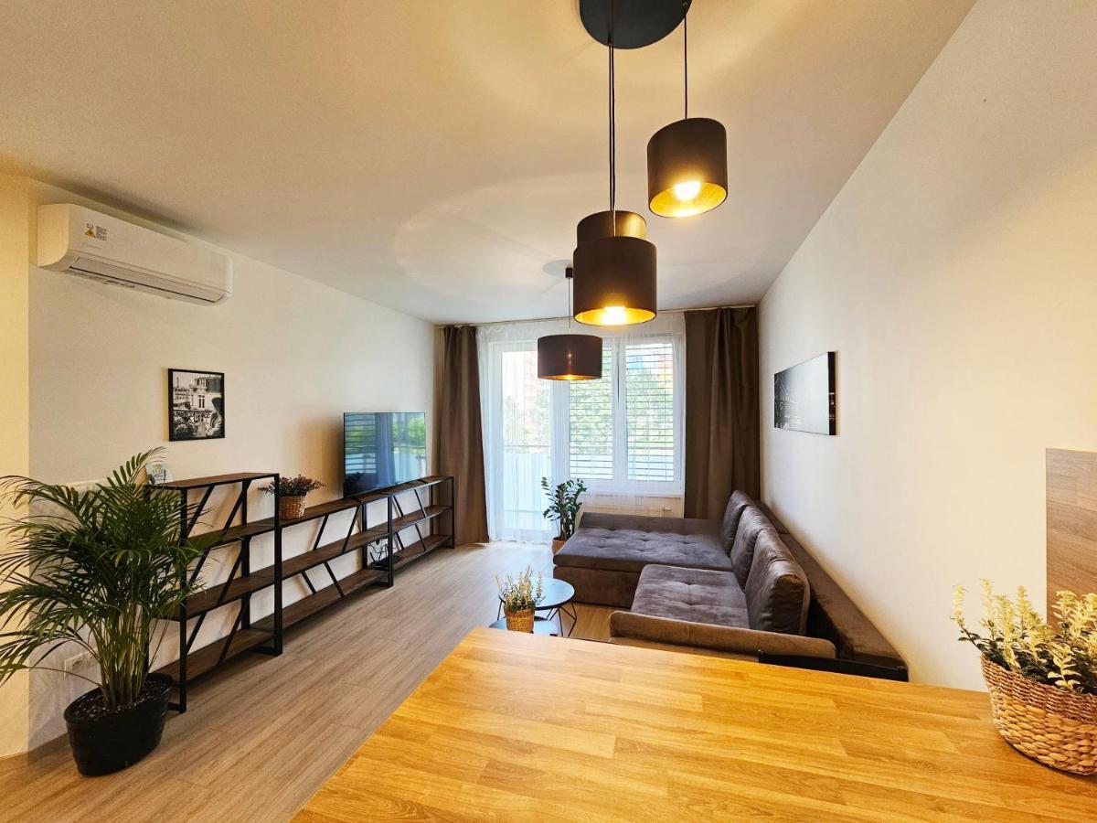 2 Room Apartment, New Building, Bosakova Street, 28 Bratislava Eksteriør bilde